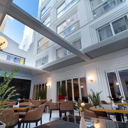 Elia Ermou 4* Афины